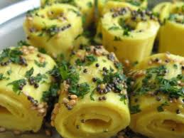 खांडवी – गुजरती व्यंजन ; Khandvi – Gujrati recipe