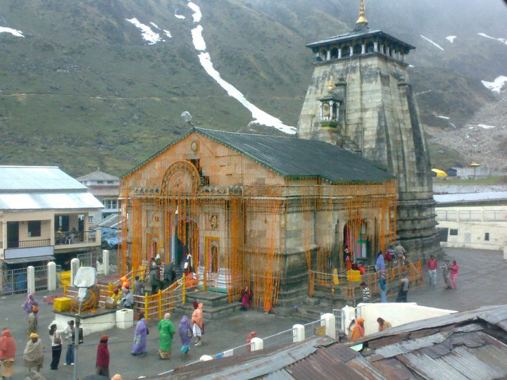 भगवान, इंसान व हैवानों से रूबरू उत्तराखंड त्रासदी