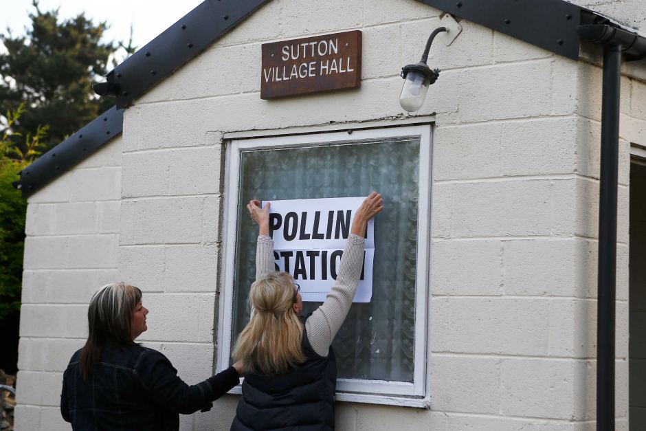 ब्रिटेन : आम चुनाव के लिए वोटिंग जारी