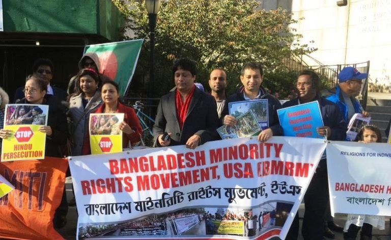 कौन सुनेगा बांग्लादेशी हिंदुओं की आवाज ?