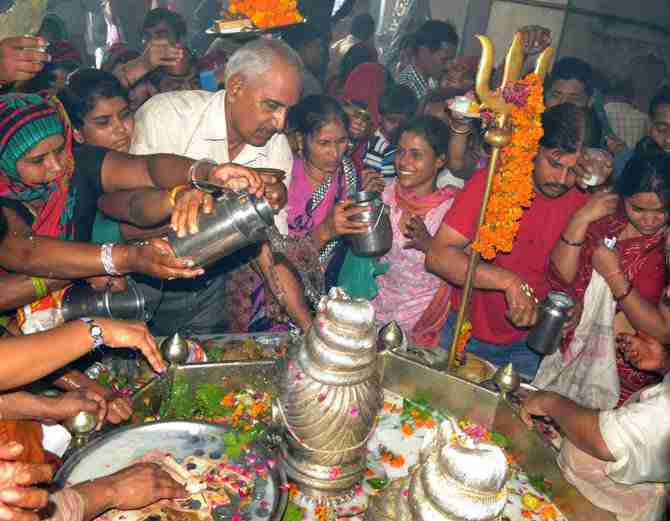 भगवान शिव की आराधना के लिये प्रसिध्द है आगरा का कैलाश मेला